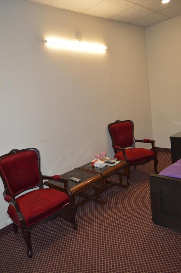 New Shelton Guest House Iszlámábád Kültér fotó